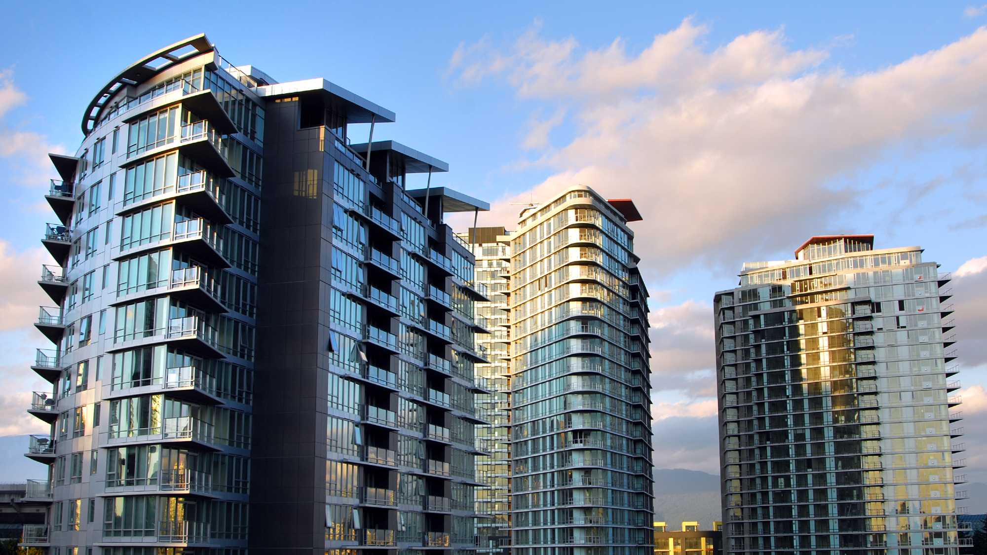 Main-Image-Multifamily-Residential-Insurance-Claims
