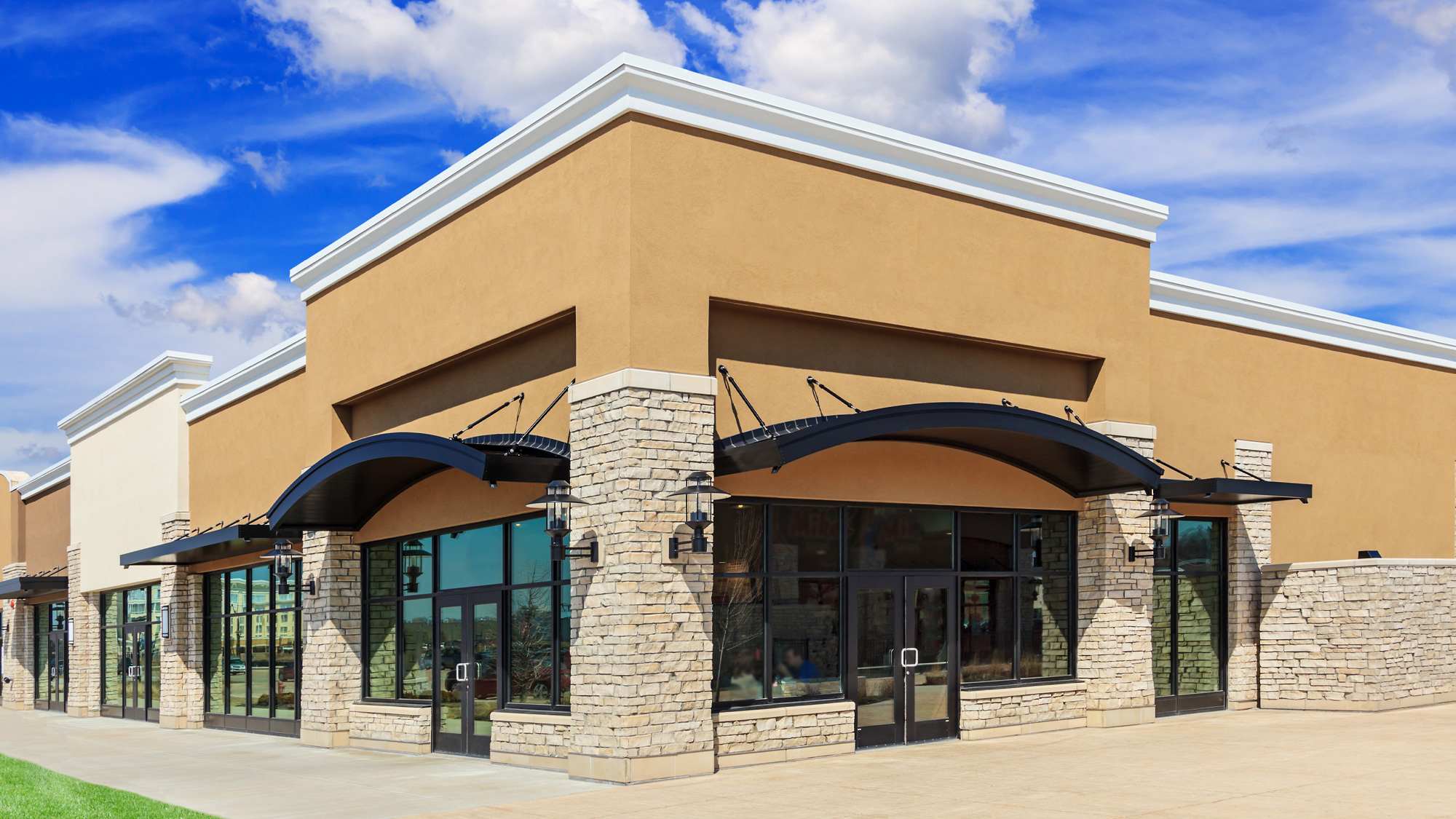 Main-Image-Strip-Mall-Insurance