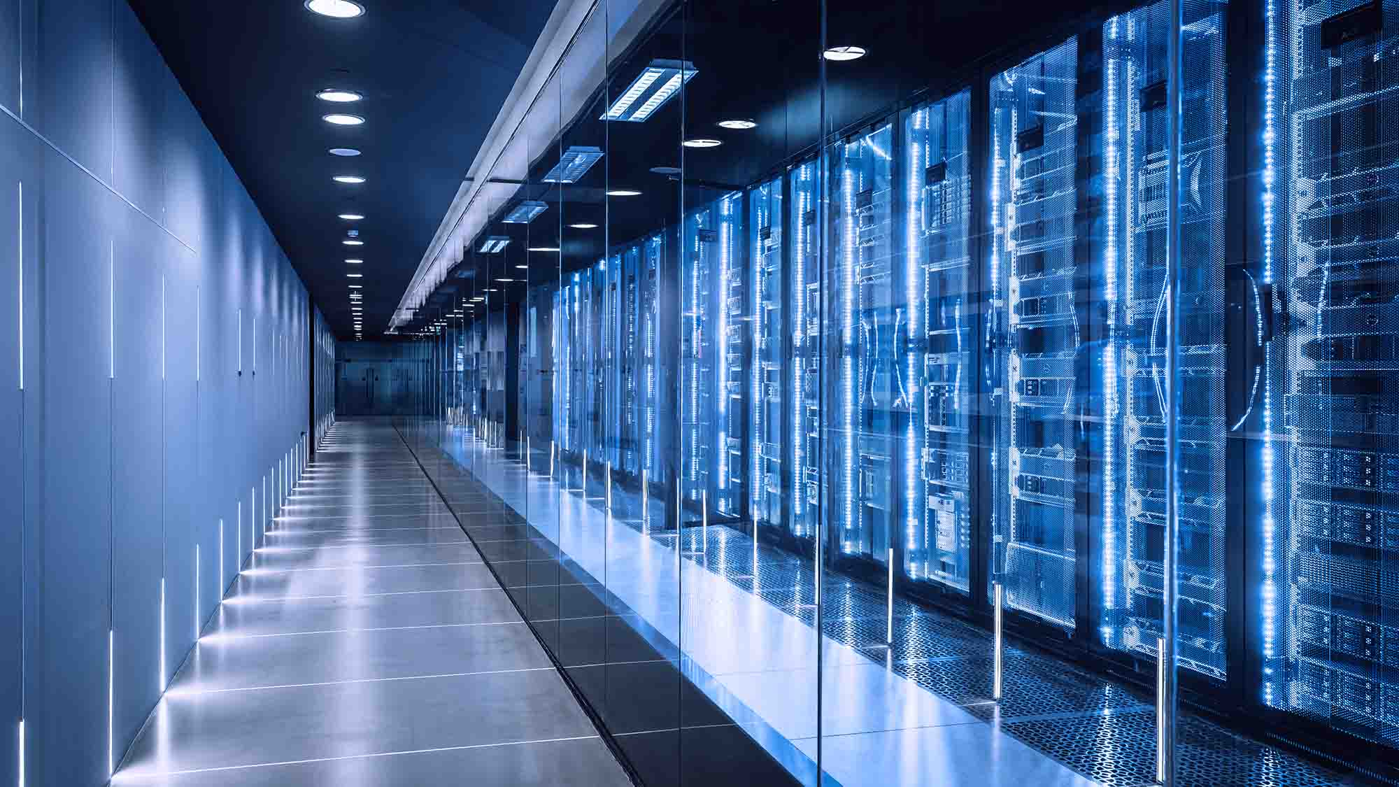 Main-Image-High-Voltage-Data-Centre-Construction-Risks