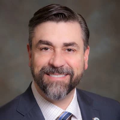 Broker-Photo-Gary-Clark