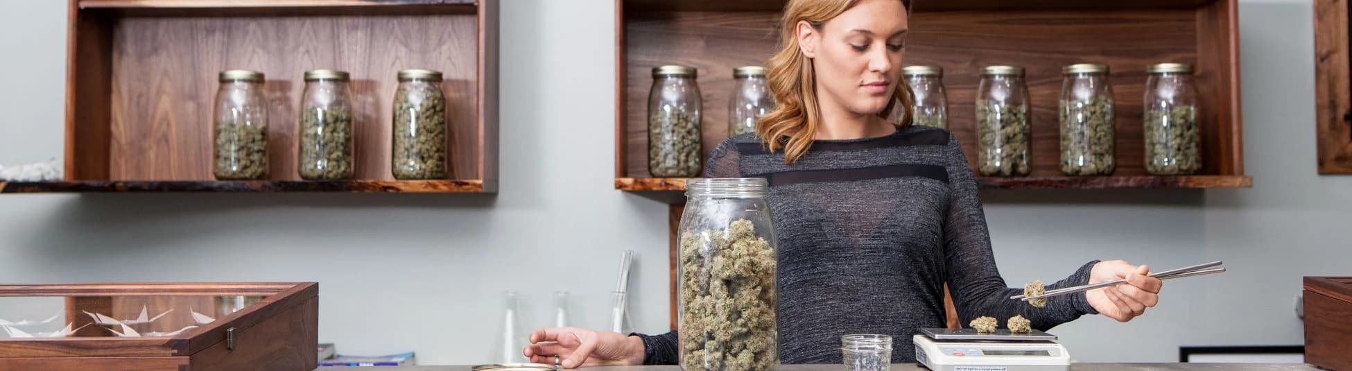 Banner-Image-Cannabis-Benefits-Select
